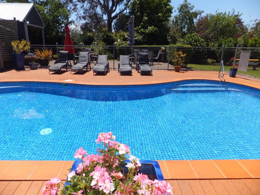 Paradise Holiday Apartments Lake Bunga Exterior photo